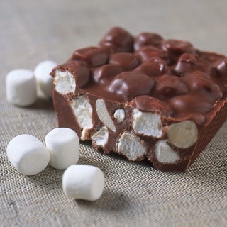Macadamia och marshmallows choklad